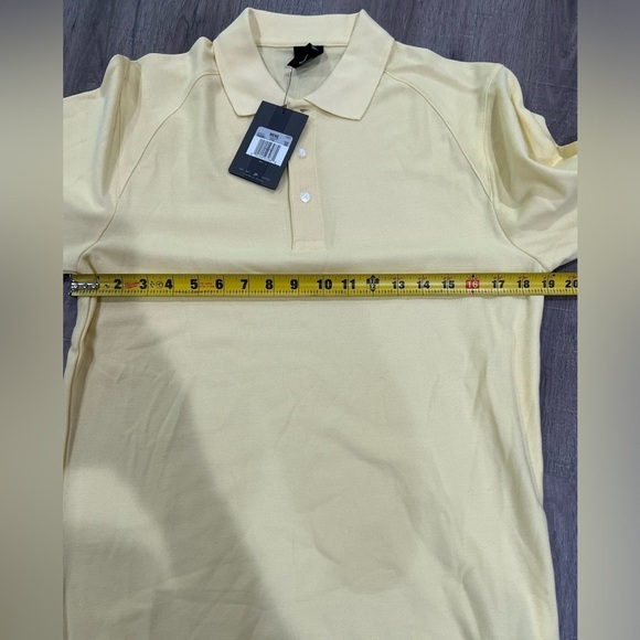 NWT Nike Golf Pale Yellow Polo Shirt Size XS Tiger Woods Nike Swoosh Performance - Picture 8 of 10